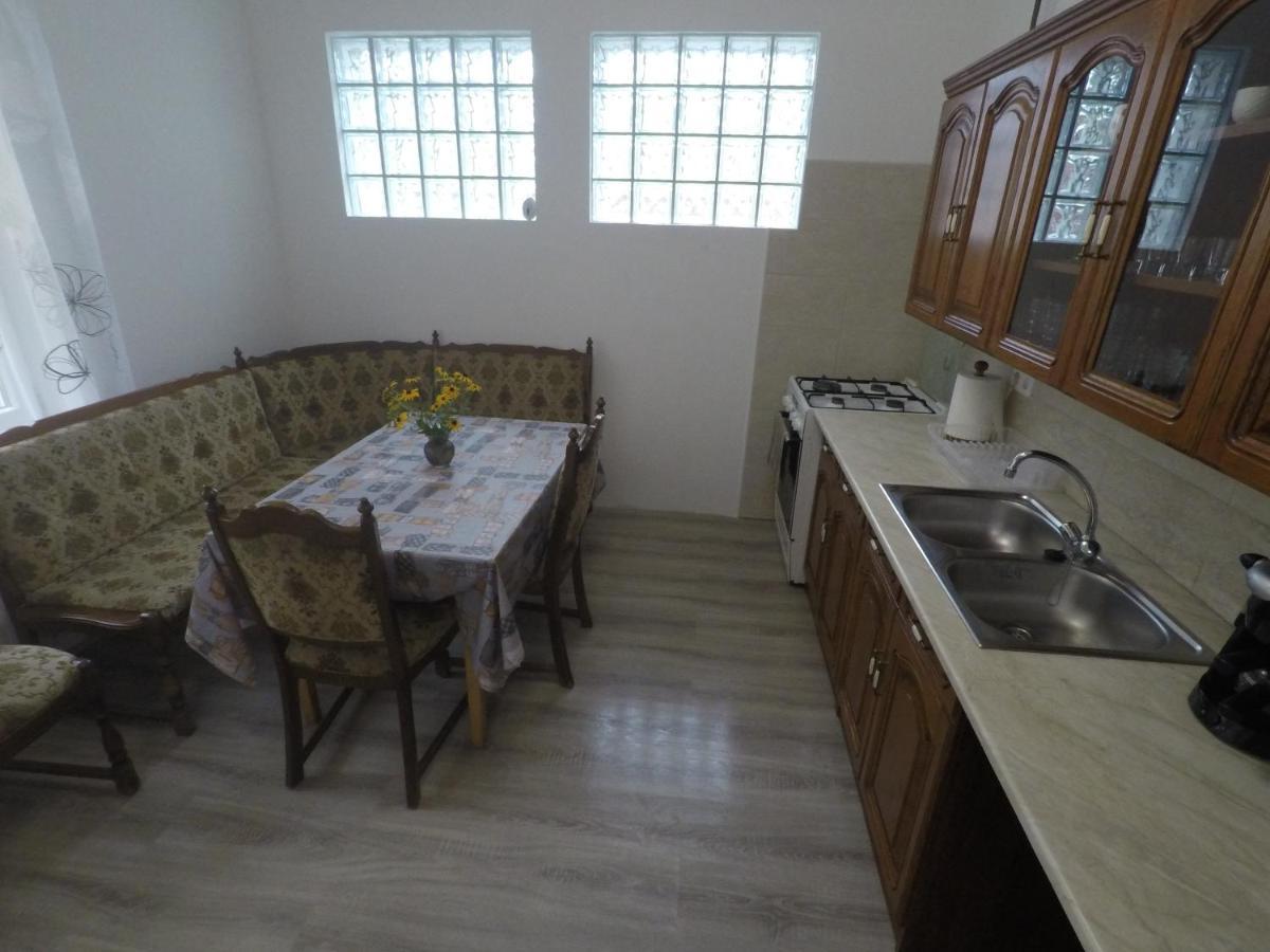 Balcsi1 Apartment บาลาตอนฟุซเฟอ ภายนอก รูปภาพ